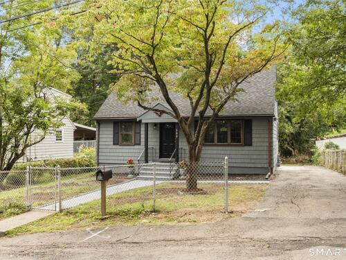  single family home for sale located at 500 Woodlawn Ave Extension, Bridgeport, CT 06606
