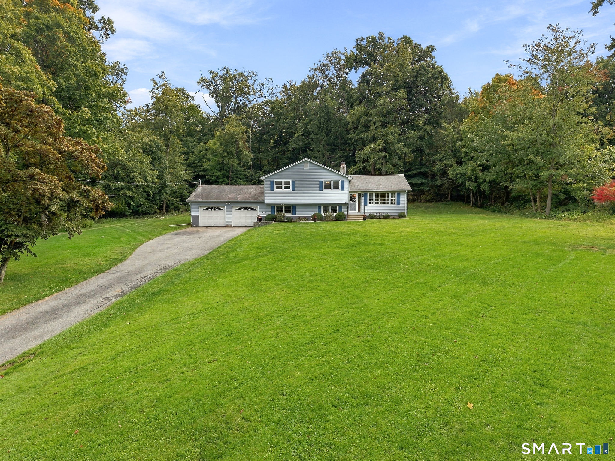 27 Rita Drive, New Fairfield, CT 06812 | For Sale at $550,000
