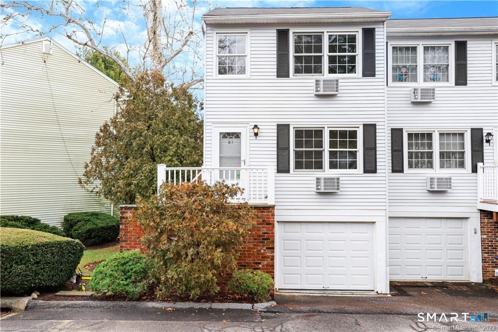 12 Camelot Drive, d1, Norwalk, CT 06850 | For Sale at $449,900