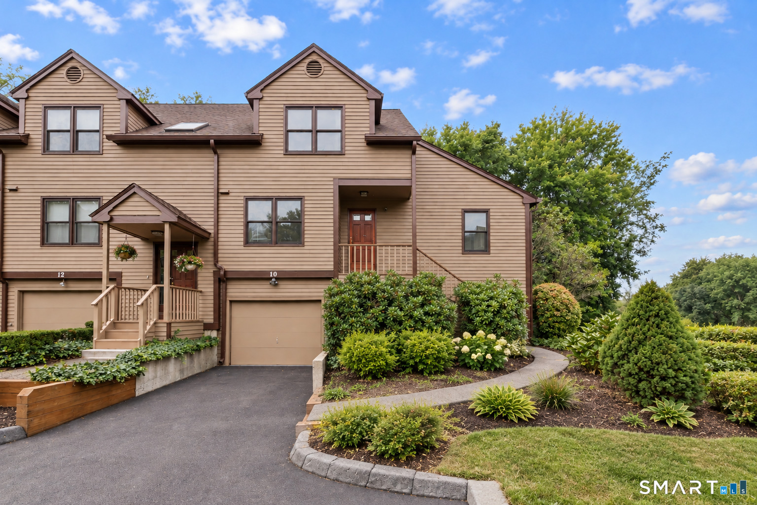 10 Edgehill Circle, 10, Monroe, CT 06468 | For Sale at $449,900