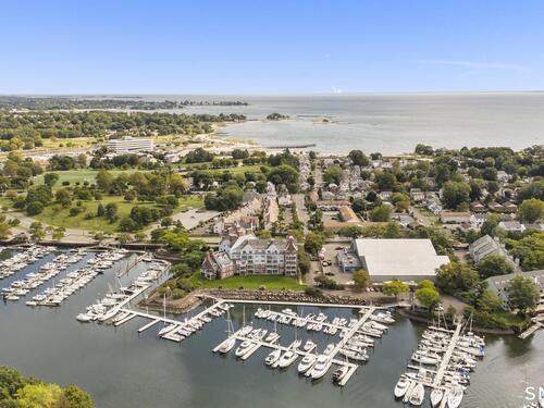  townhouse condo for sale located at 27 Lindstrom Road, 7c, Stamford, CT 06902