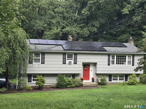  single family home for sale located at 4 Partridge Lane, Newtown, CT 06470