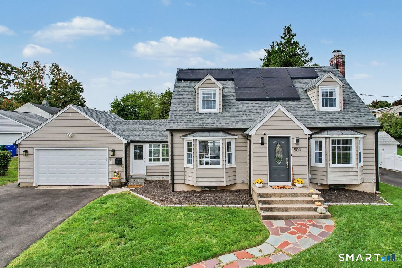 501 Bridgeview Place, Stratford, CT 06614 | For Sale at $579,000
