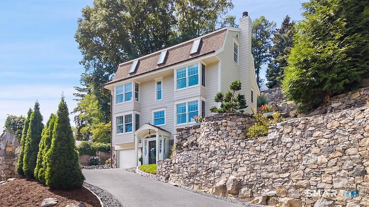 316 Valley Road, Greenwich, CT 06807 | For Sale at $2,650,000