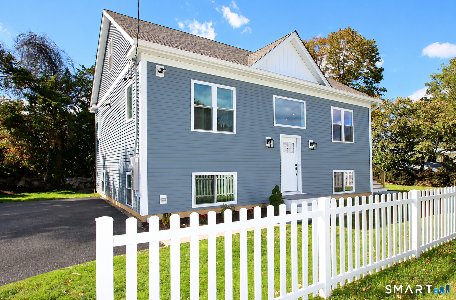 13 Francis Road, Danbury, CT 06810 | For Sale at $669,900