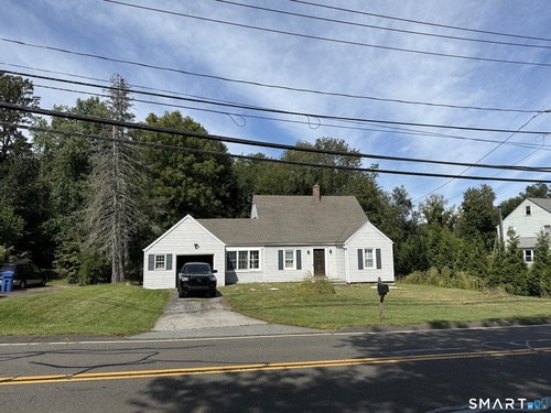  single family home for sale located at 70 Stonehouse Road, Trumbull, CT 06611