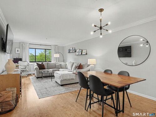  condo home for sale located at 970 Hope Street, 4a, Stamford, CT 06907