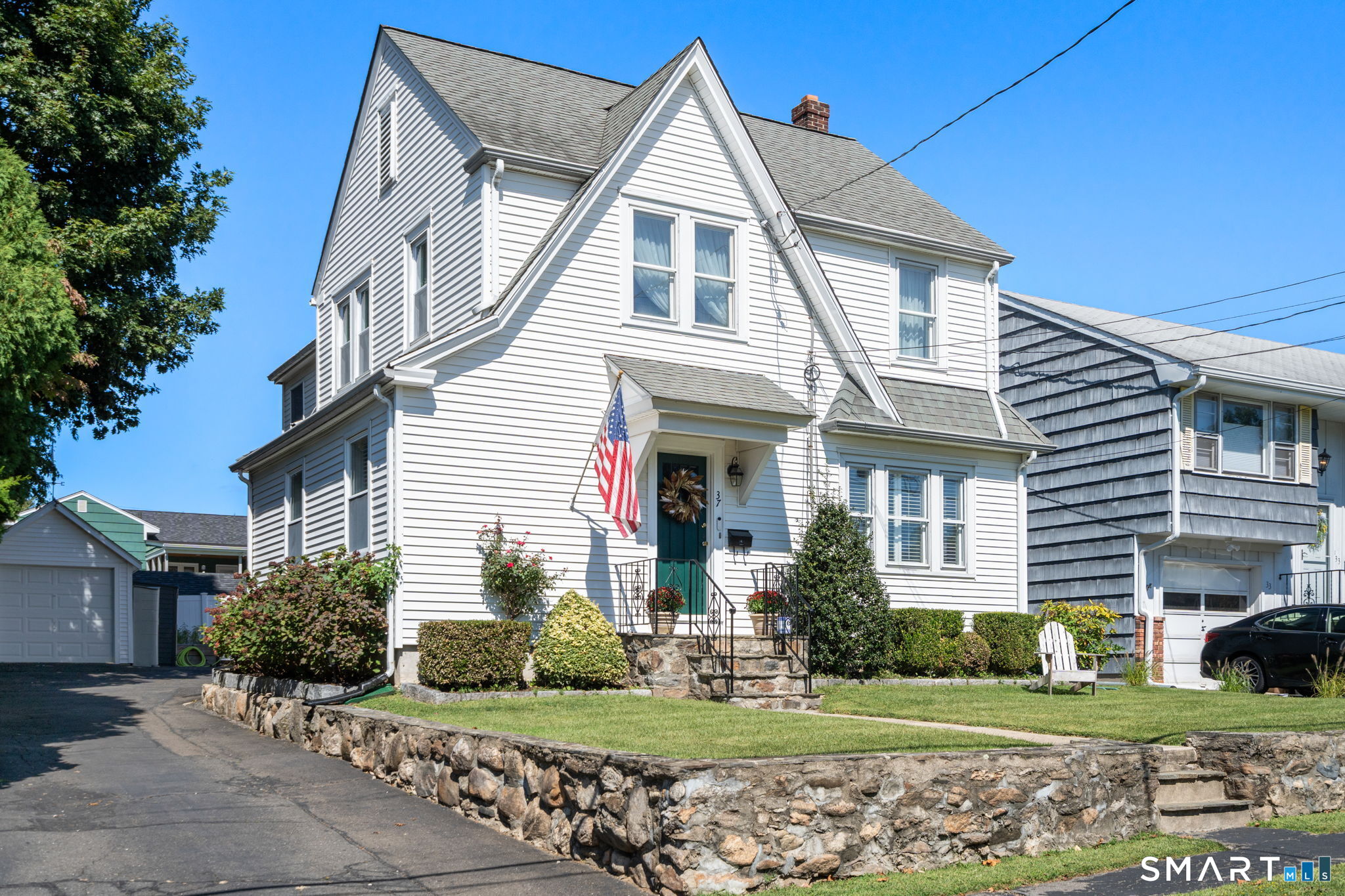 37 Uncas Road, Stamford, CT 06902 | For Sale at $799,000