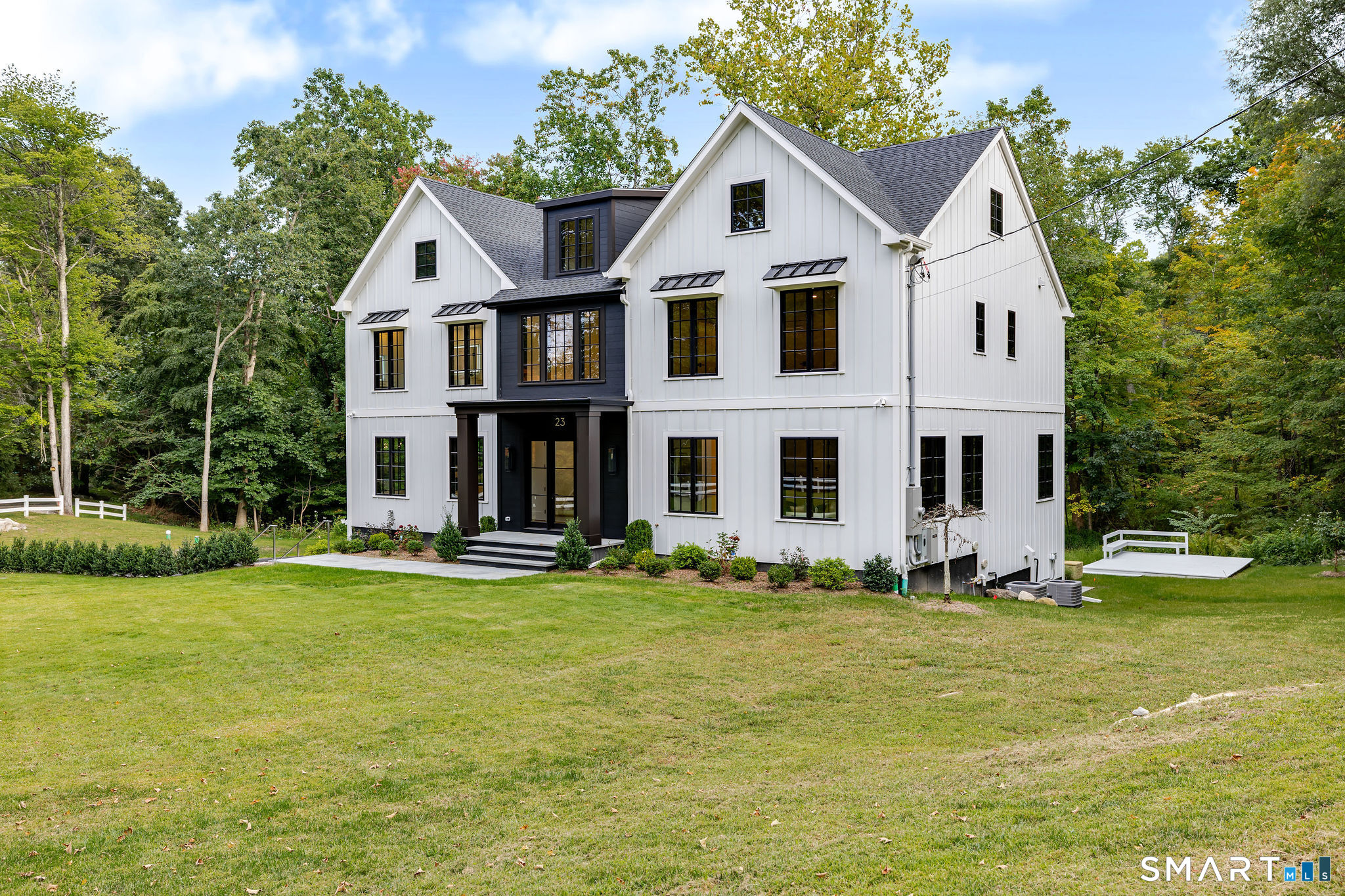 23 Laurel Road, Stamford, CT 06903 | For Sale at $2,499,000