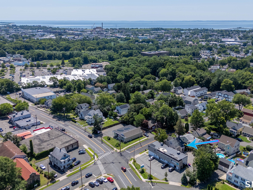  multi family home for sale located at 506 Old Stratfield Road, Fairfield, CT 06825