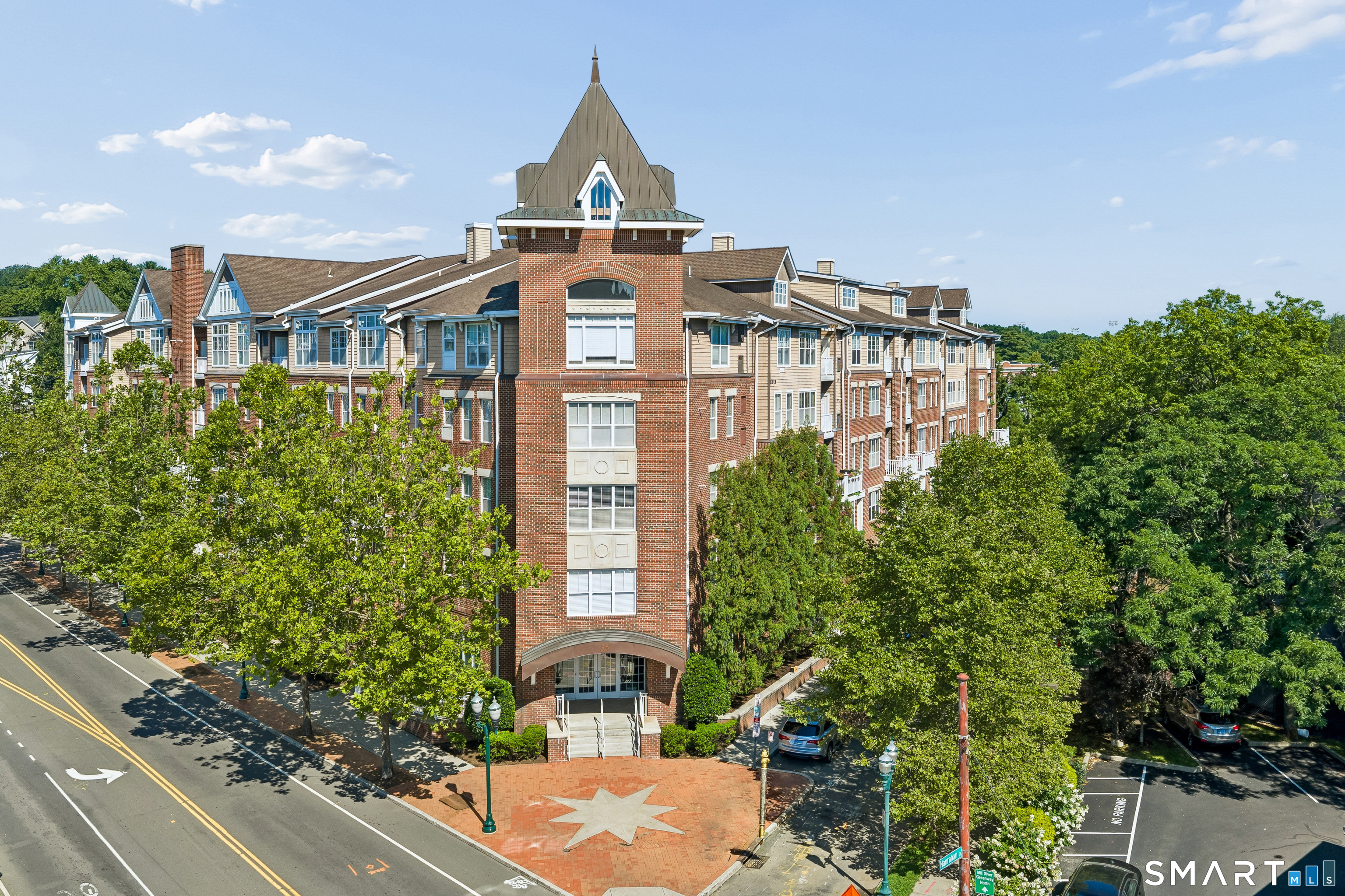 35 West Broad Street, 413, Stamford, CT 06902 | For Sale at $599,000