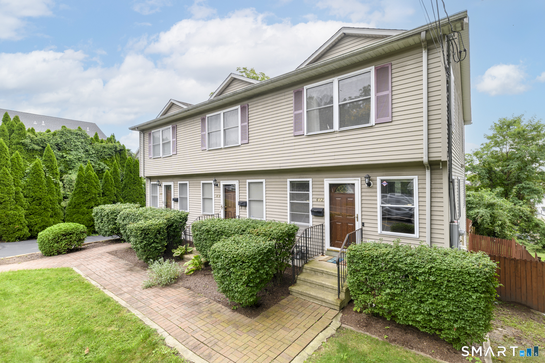 612 Black Rock Turnpike, 612, Fairfield, CT 06825 | For Sale at $480,000