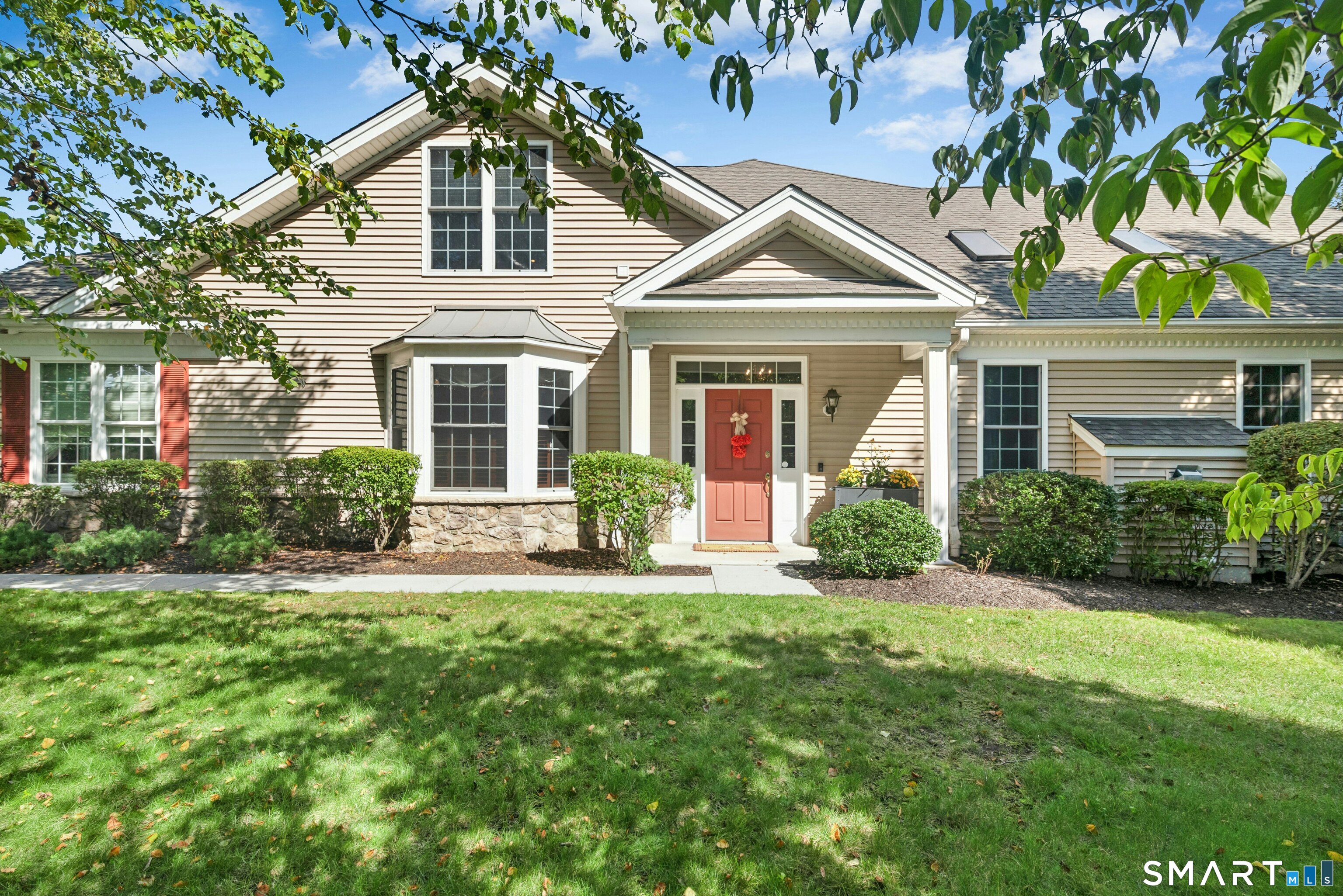 17 Watkins Drive, 17, Newtown, CT 06482 | For Sale at $615,000