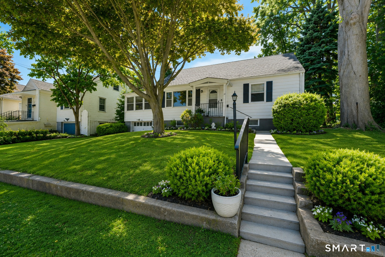 38 Carlisle Place, Stamford, CT 06902 | For Sale at $739,000