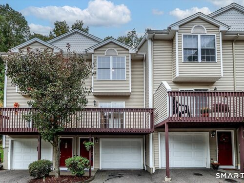  townhouse condo for sale located at 40 Trolley Bridge Road, 10, Shelton, CT 06484