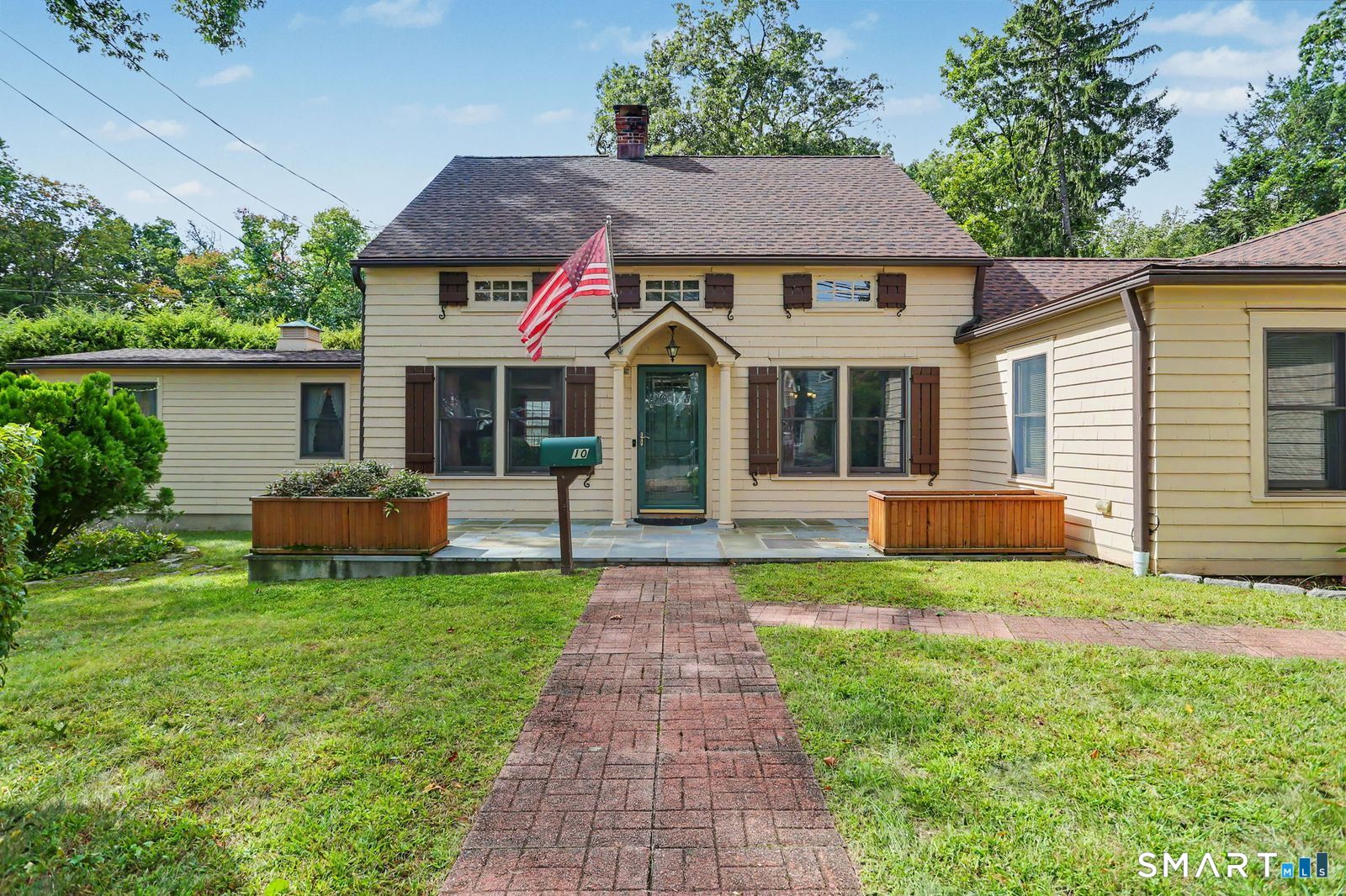 10 Hillwood Place, Norwalk, CT 06850 | For Sale at $699,000