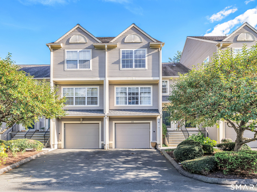  townhouse condo for sale located at 213 Algonquin Trail, 213, Trumbull, CT 06611