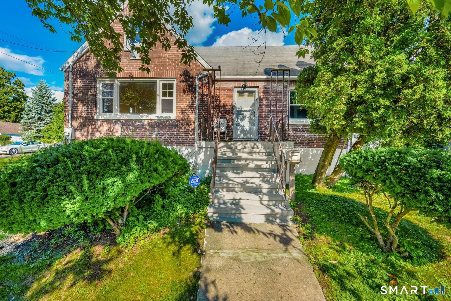 144 Mary Avenue, Stratford, CT 06614 | For Sale at $435,000