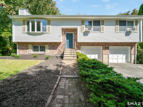  single family home for sale located at 8 Wills Road, Newtown, CT 06470