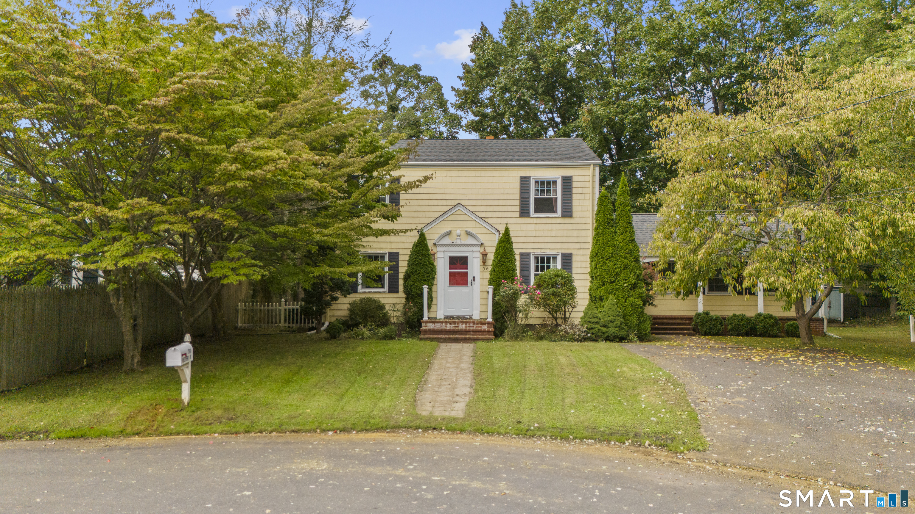 360 Westford Drive, Fairfield, CT 06890 | For Sale at $999,900