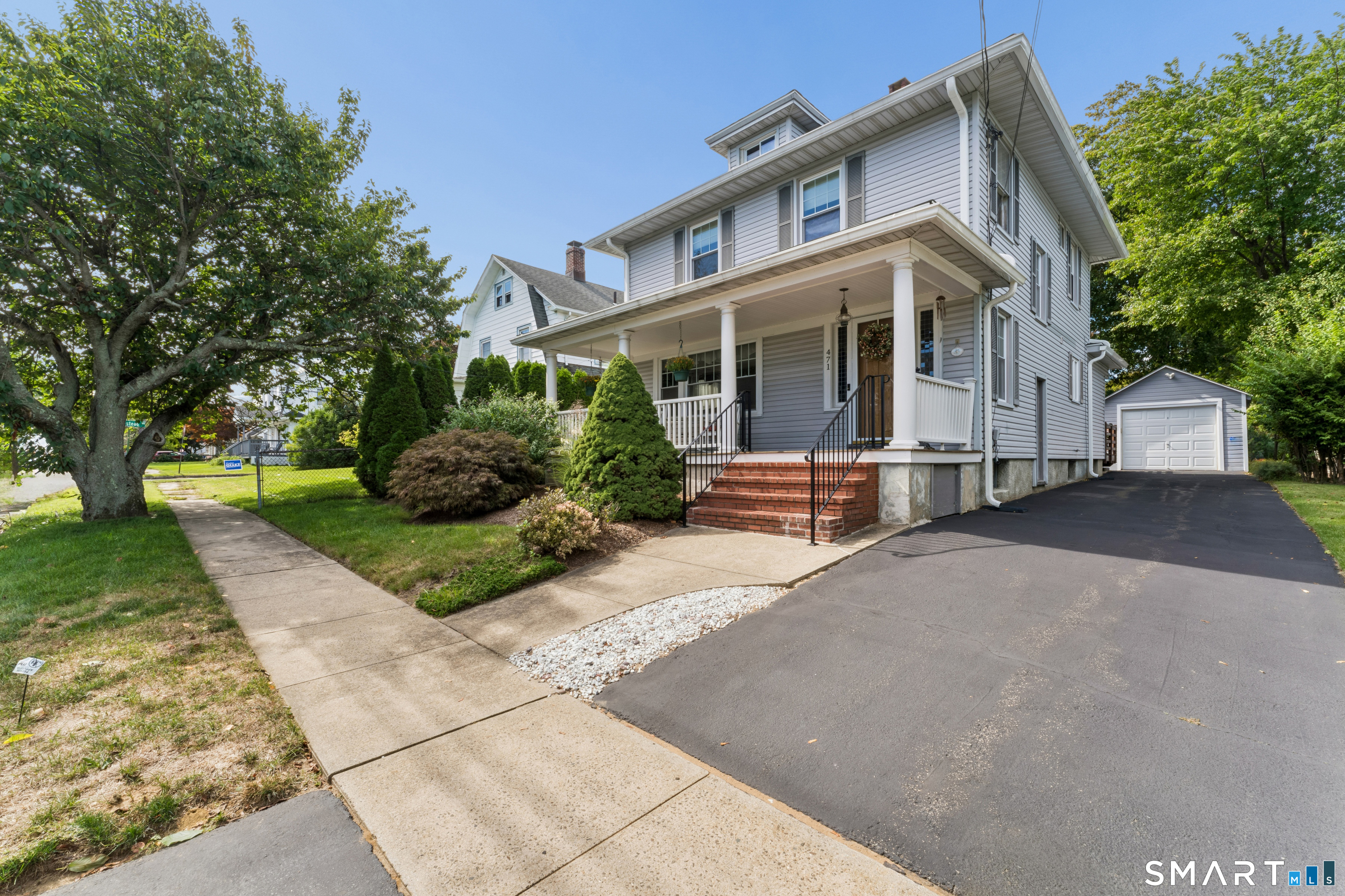 471 Housatonic Avenue, Stratford, CT 06615 | For Sale at $579,000