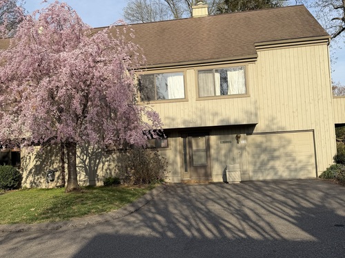  condo home for sale located at 55 Black Hawk Lane, b, Stratford, CT 06614