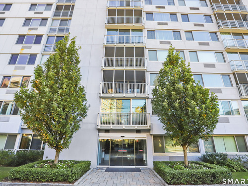  condo home for sale located at 1 Strawberry Hill Avenue, 12e, Stamford, CT 06902