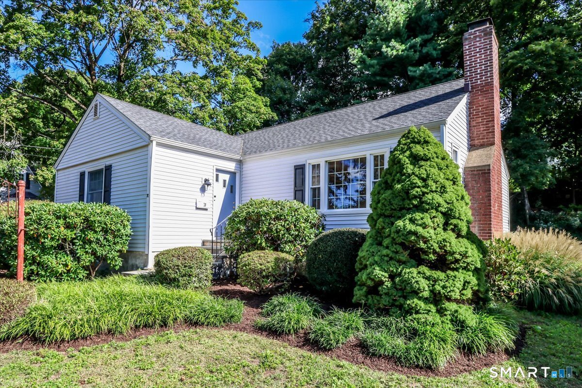 70 Benedict Avenue, Fairfield, CT 06825 | For Sale at $648,000