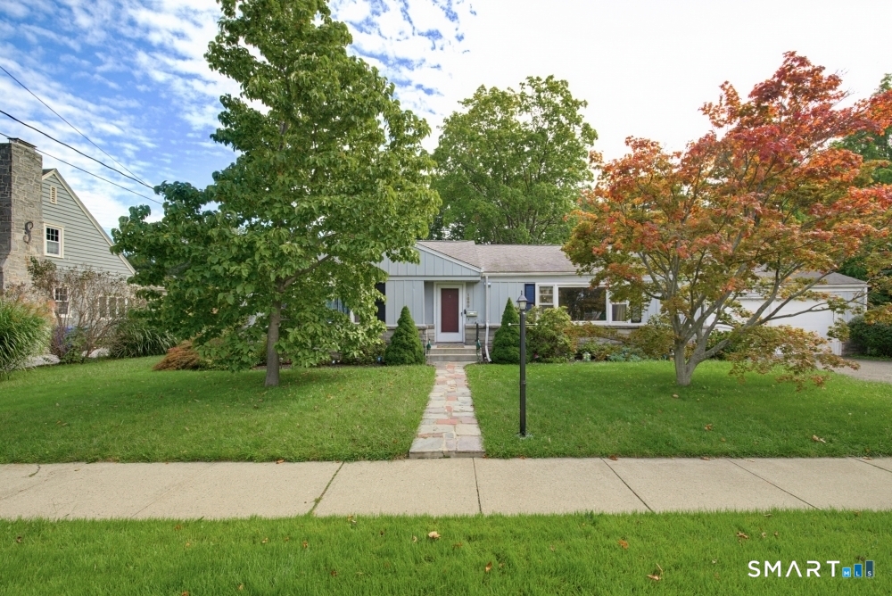 1680 Main Street, Stratford, CT 06615 | For Sale at $550,000