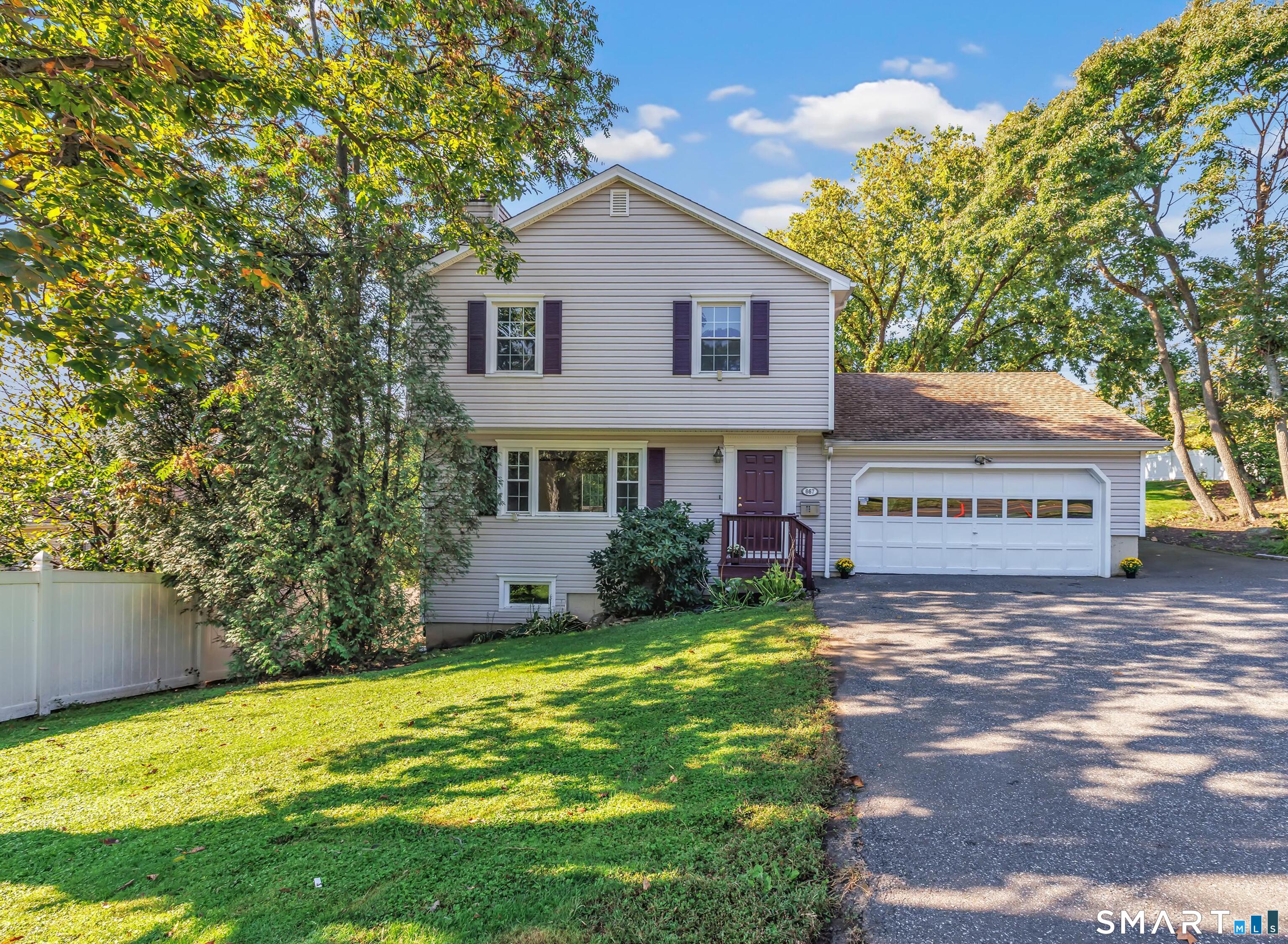 667 Melville Avenue, Fairfield, CT 06825 | For Sale at $750,000