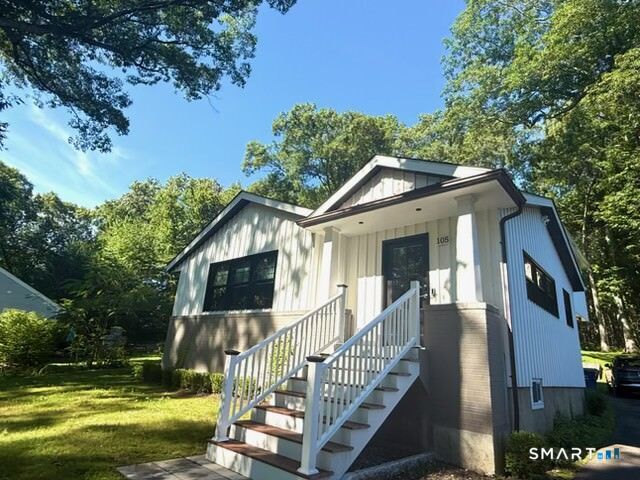 105 Old Dike Road, Trumbull, CT 06611 | For Sale at $900,000