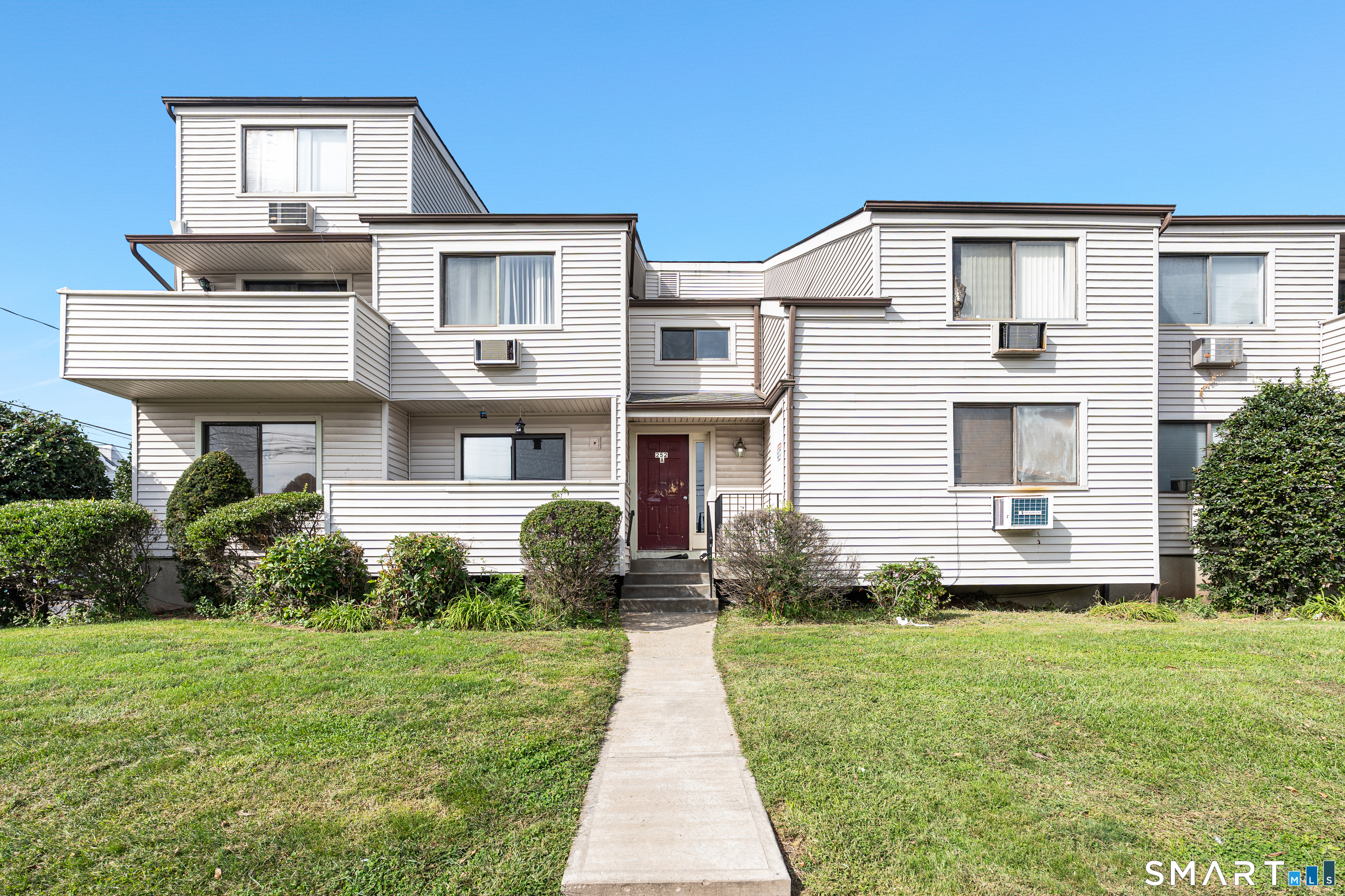 252 Harlem Avenue, a1, Bridgeport, CT 06606 | For Sale at $189,000
