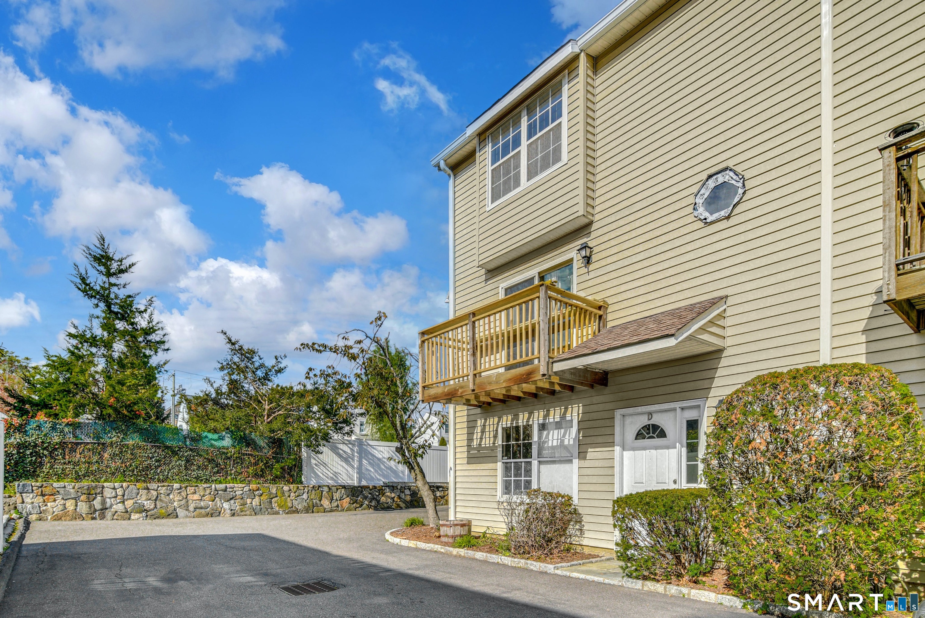 22 Dora Street, d, Stamford, CT 06902 | For Sale at $549,000