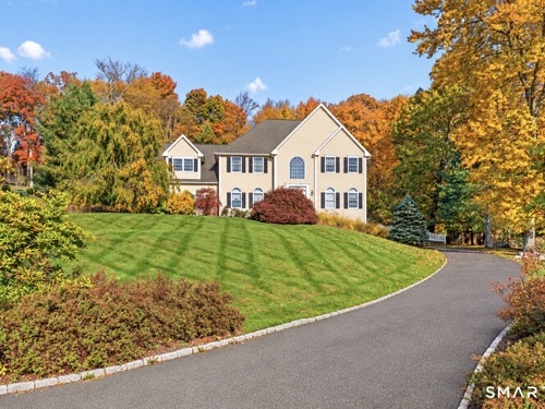  single family home for sale located at 15 Wedgewood Court, Newtown, CT 06470