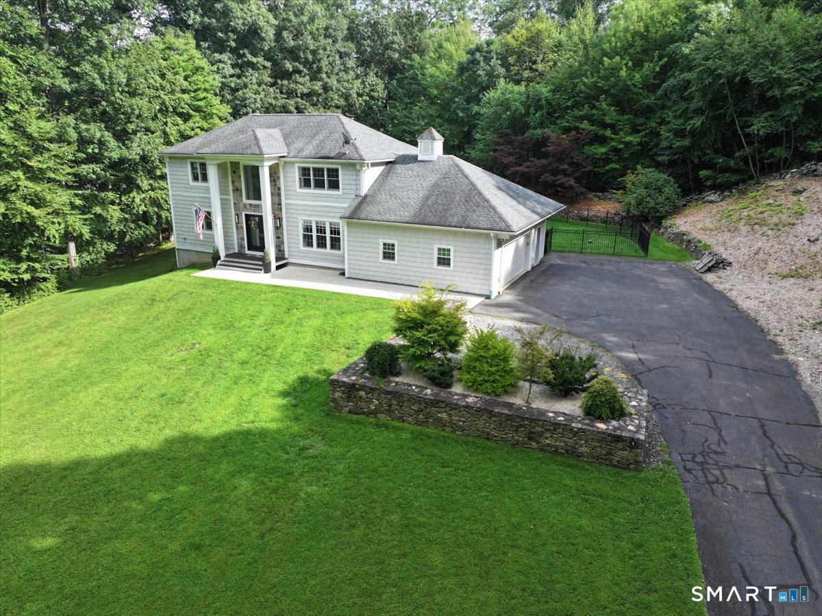 7 Coach Hill, Danbury, CT 06811 | For Sale at $989,000