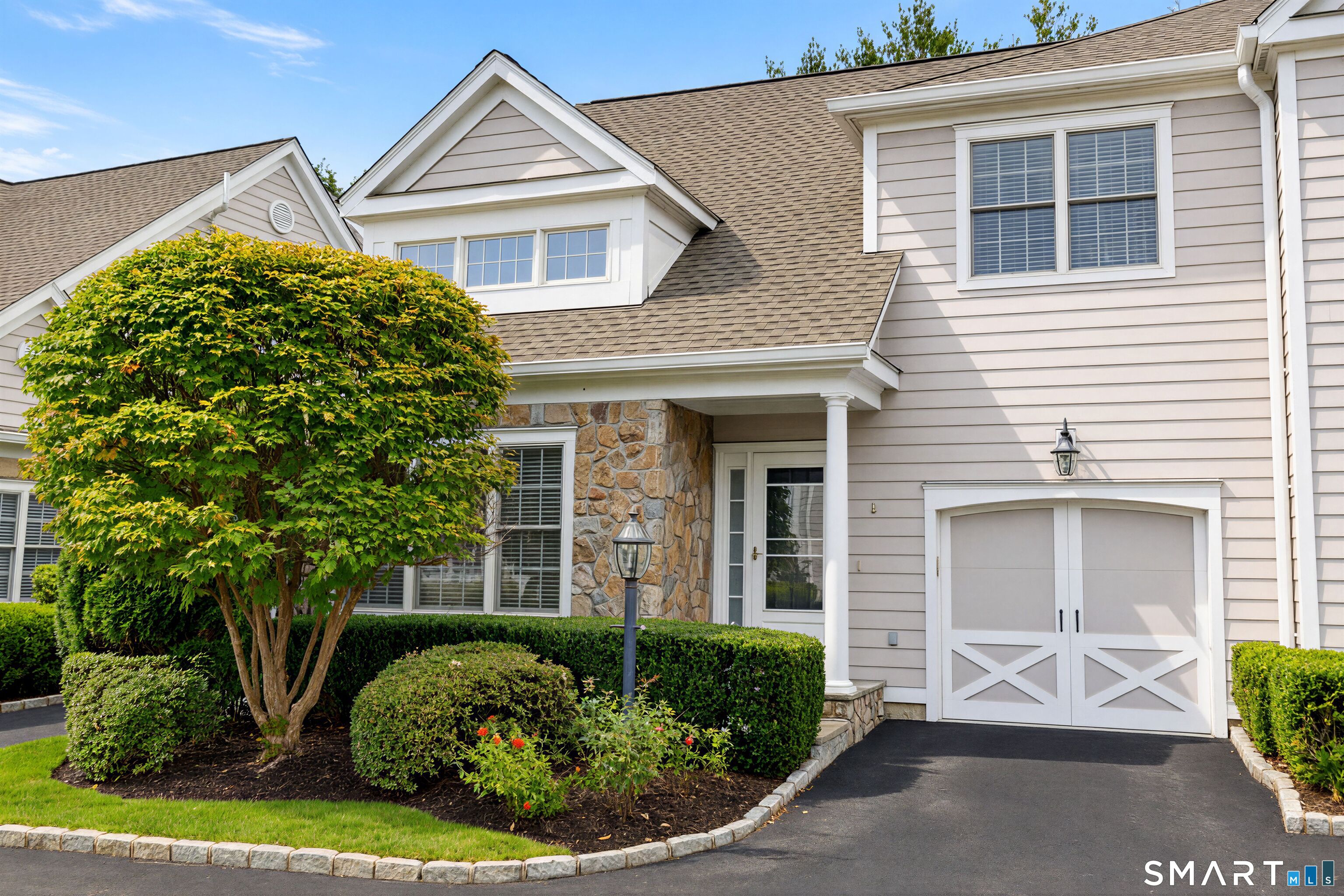 105 Hamilton Avenue, 8, Greenwich, CT 06830 | For Sale at $1,395,000