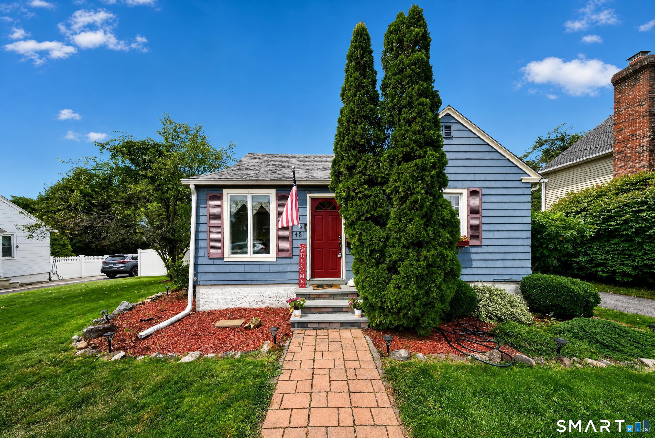 421 Wakelee Avenue, Stratford, CT 06614 | For Sale at $450,000