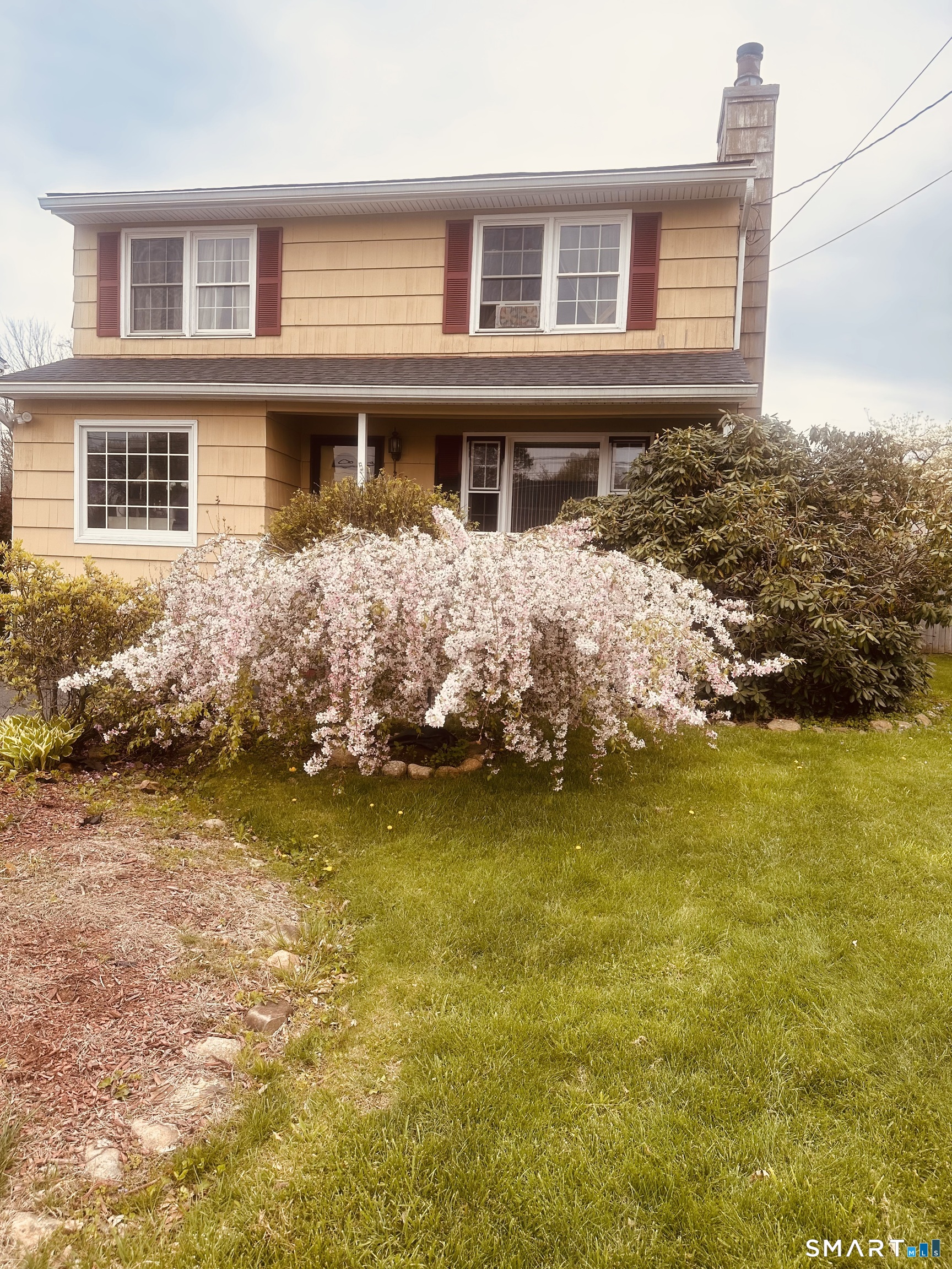 483 Reitter Street West, Stratford, CT 06614 | For Sale at $549,000