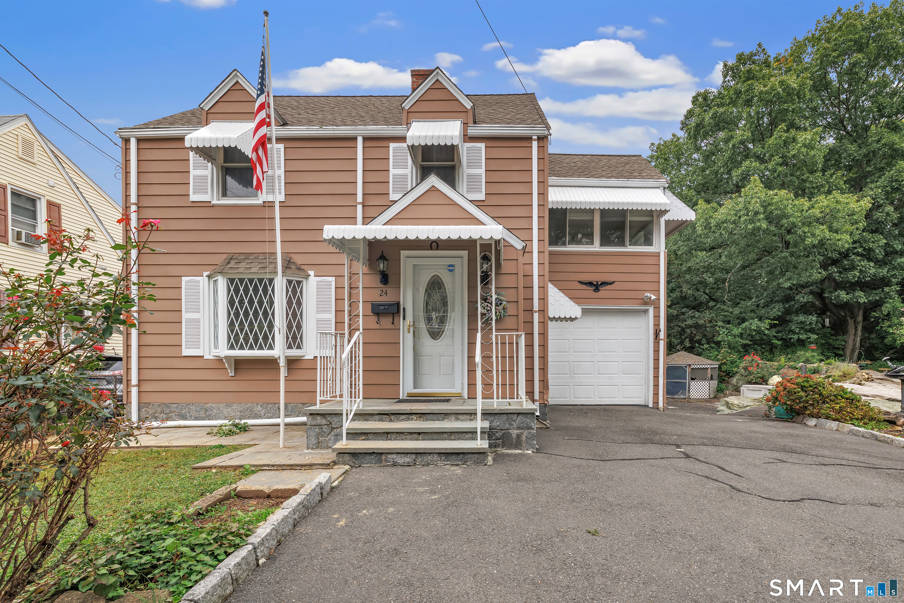 24 Oxford Street, Bridgeport, CT 06606 | For Sale at $399,000
