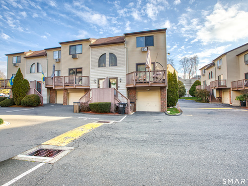  townhouse condo for sale located at 60 Lawn Avenue, 20, Stamford, CT 06902
