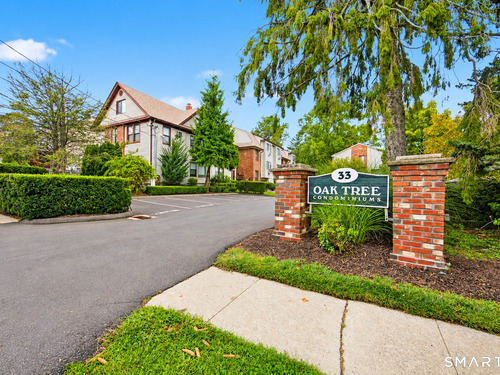  townhouse condo for sale located at 33 Colonial Road, 4, Stamford, CT 06906
