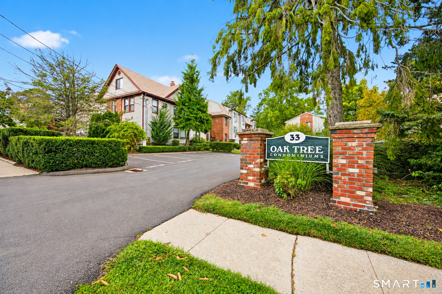 33 Colonial Road, 4, Stamford, CT 06906 | For Sale at $479,000