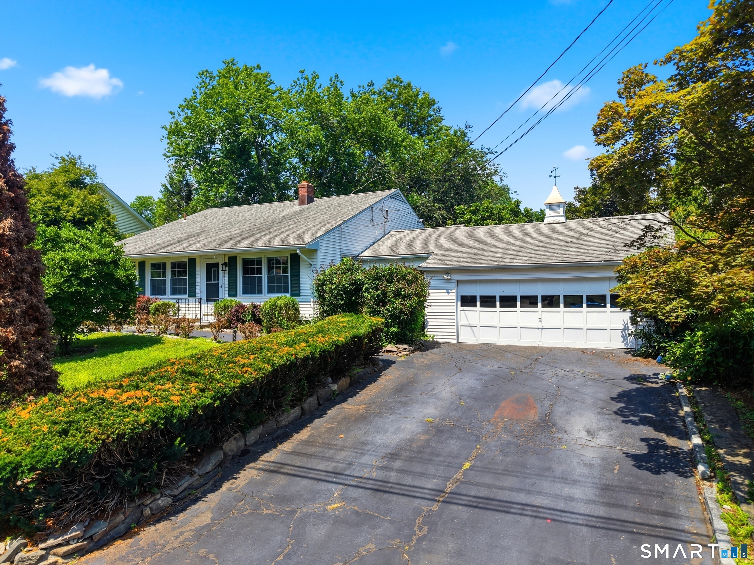 110 Ruby Lane, Stratford, CT 06614 | For Sale at $469,000