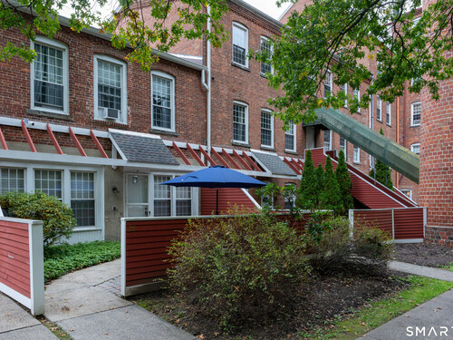  condo home for sale located at 55 Oil Mill Road, 26, Danbury, CT 06810