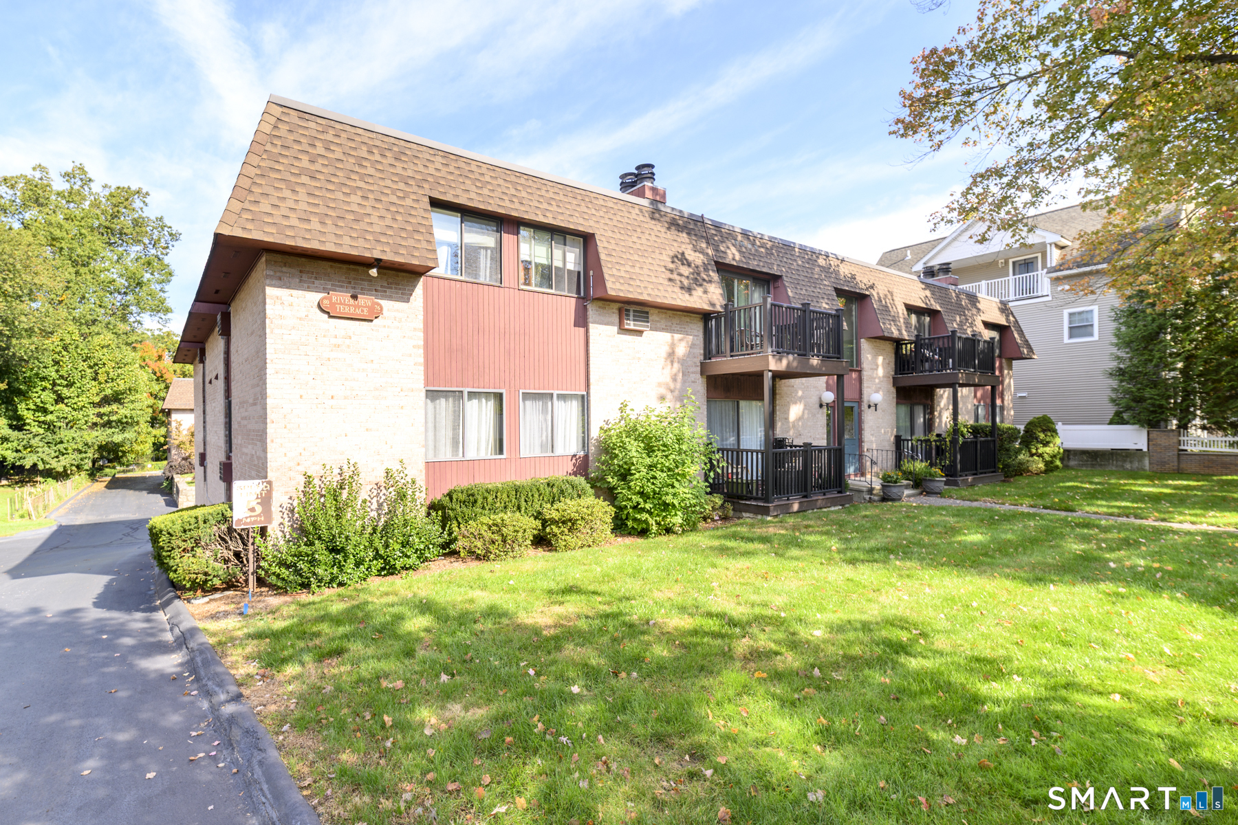 76 Maple Tree Avenue, 3, Stamford, CT 06906 | For Sale at $490,000