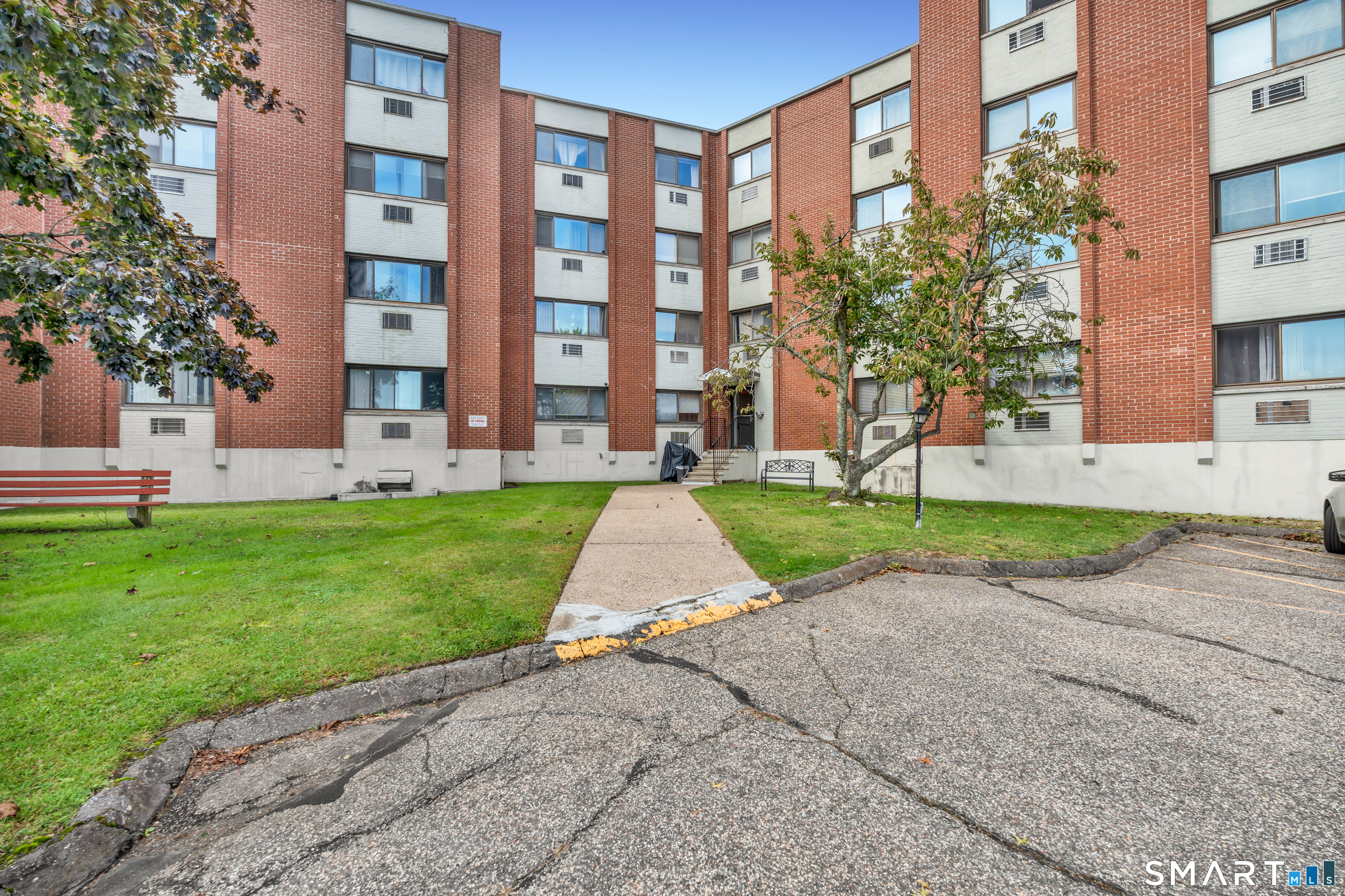 1700 Broadbridge Avenue, c48, Stratford, CT 06614 | For Sale at $245,000