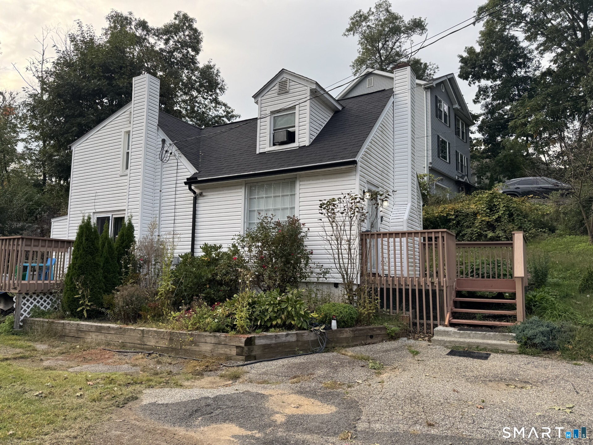 51 Oronoque Trail, Shelton, CT 06484 | For Sale at $374,900