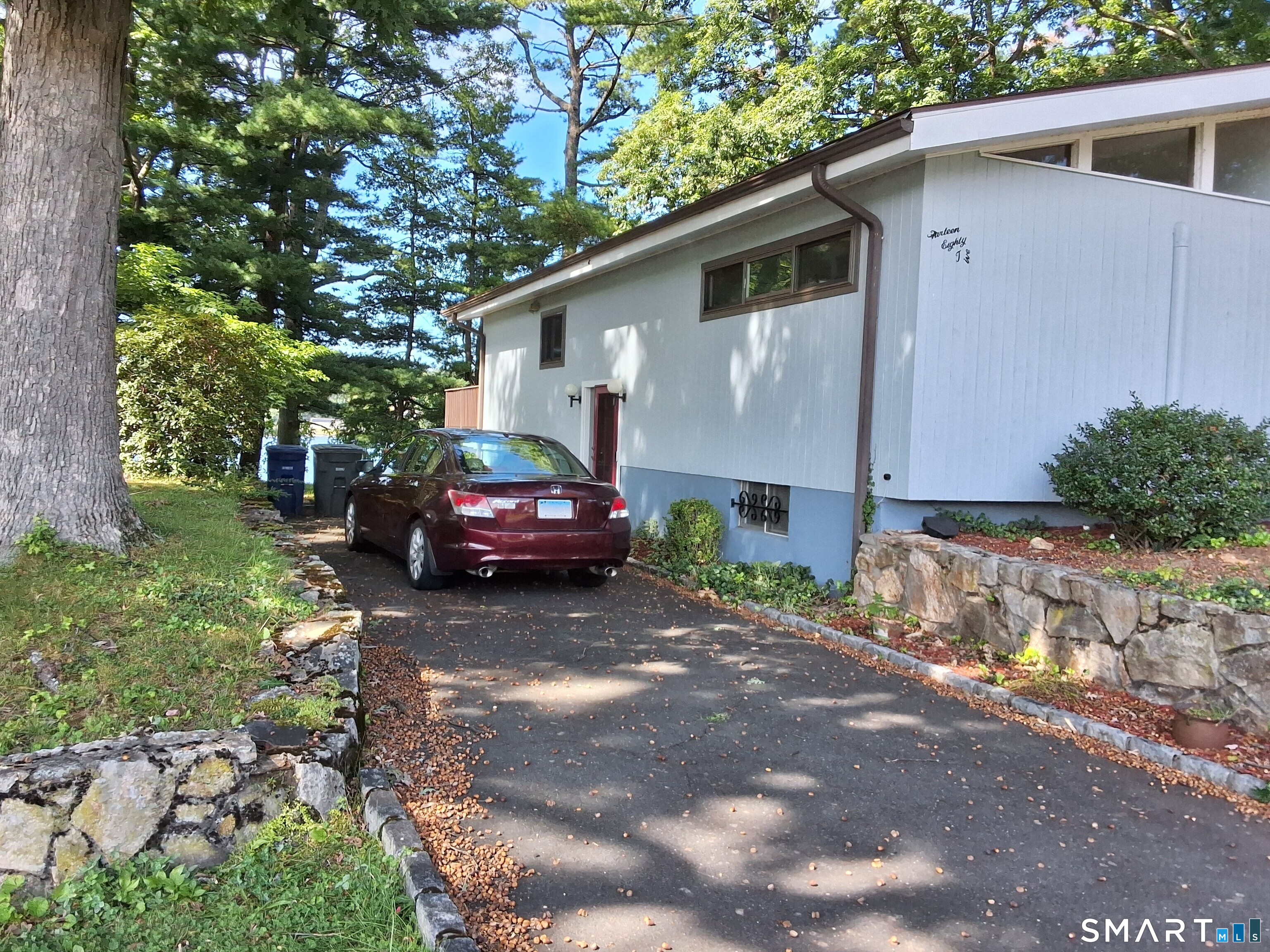 1385 Chopsey Hill Road, Bridgeport, CT 06606 | For Sale at $585,000