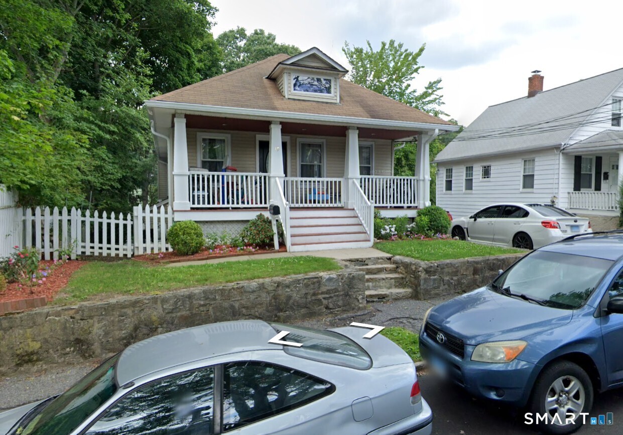 19 Ridgeway Street, Stamford, CT 06907 | For Sale at $630,000