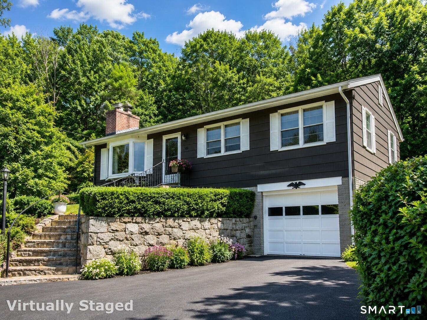 38 Urban Street, New Canaan, CT 06840 | For Sale at $880,000